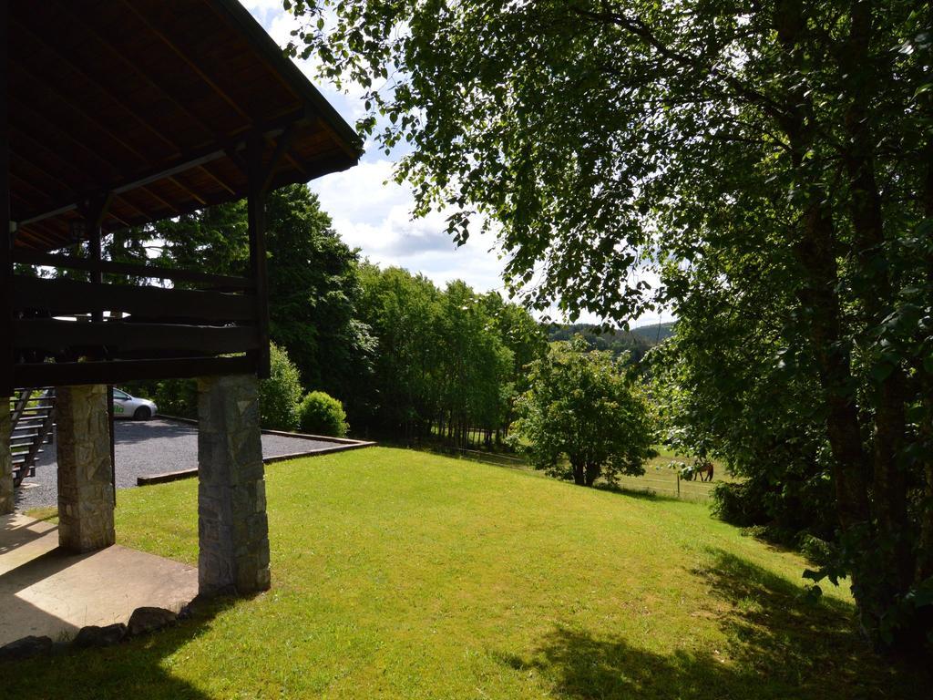 Pretty Cottage Ardennes Near The Valley Of Lesse Vencimont Exterior photo