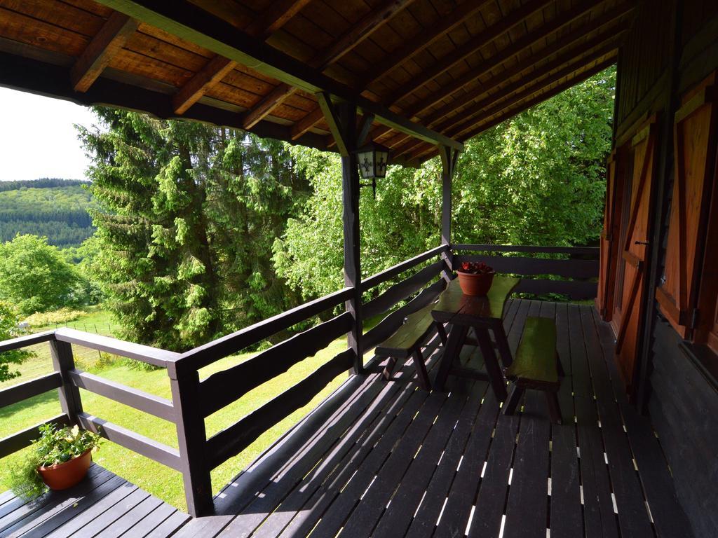 Pretty Cottage Ardennes Near The Valley Of Lesse Vencimont Exterior photo